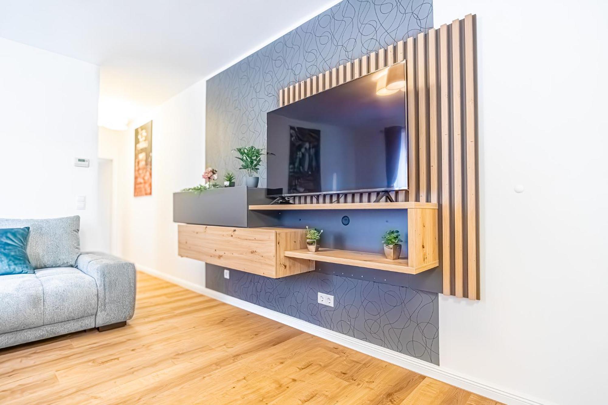 Charming 1Br And 1Lr Apt Modern Design Donaustadt Vienna Esterno foto
