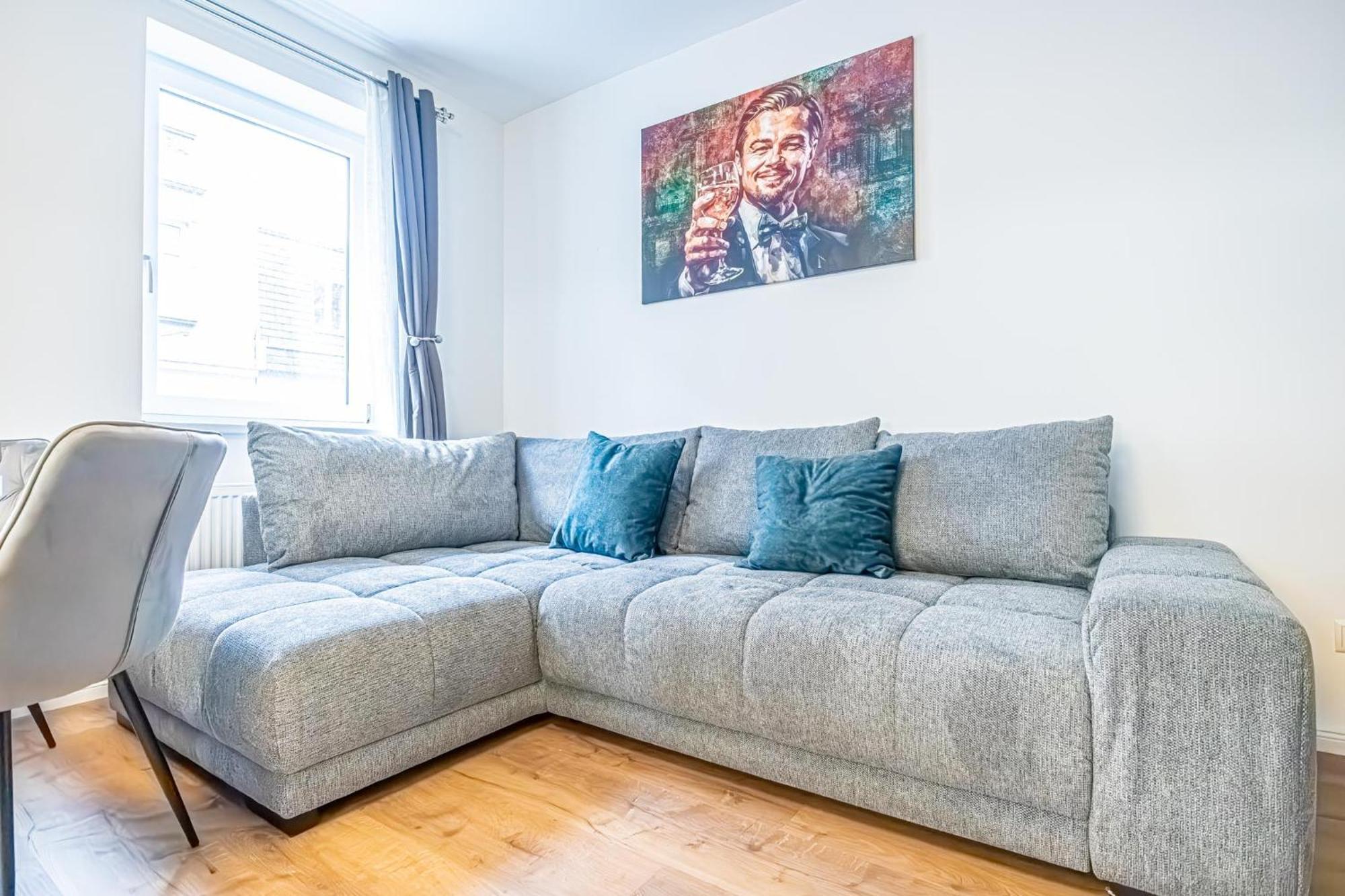 Charming 1Br And 1Lr Apt Modern Design Donaustadt Vienna Esterno foto