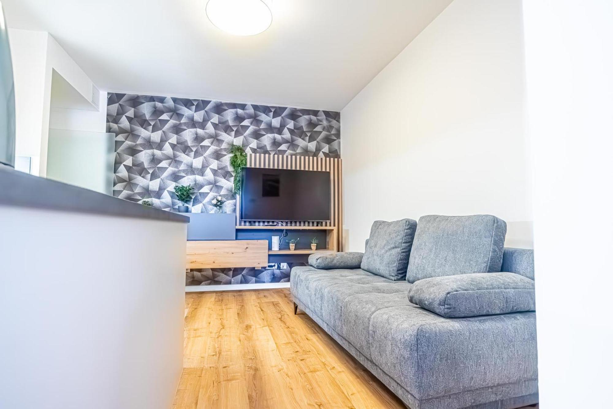 Charming 1Br And 1Lr Apt Modern Design Donaustadt Vienna Esterno foto